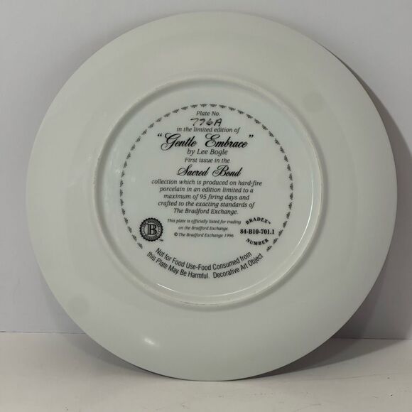 Vintage Bradford Exchange “Gentle Embrace” by Lee Bogle Decorative Plate 1996 - Picture 6 of 9